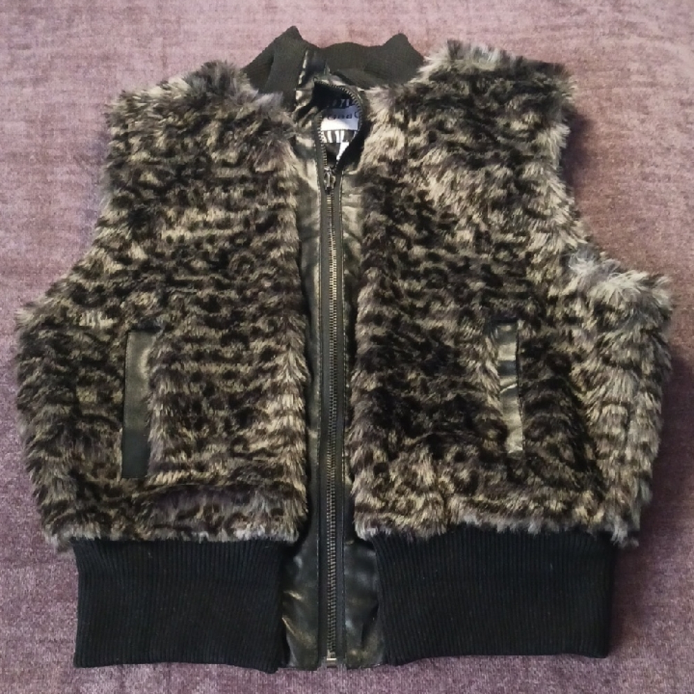 Faux Fur Bomber Vest - Black/Grey Size LARGE